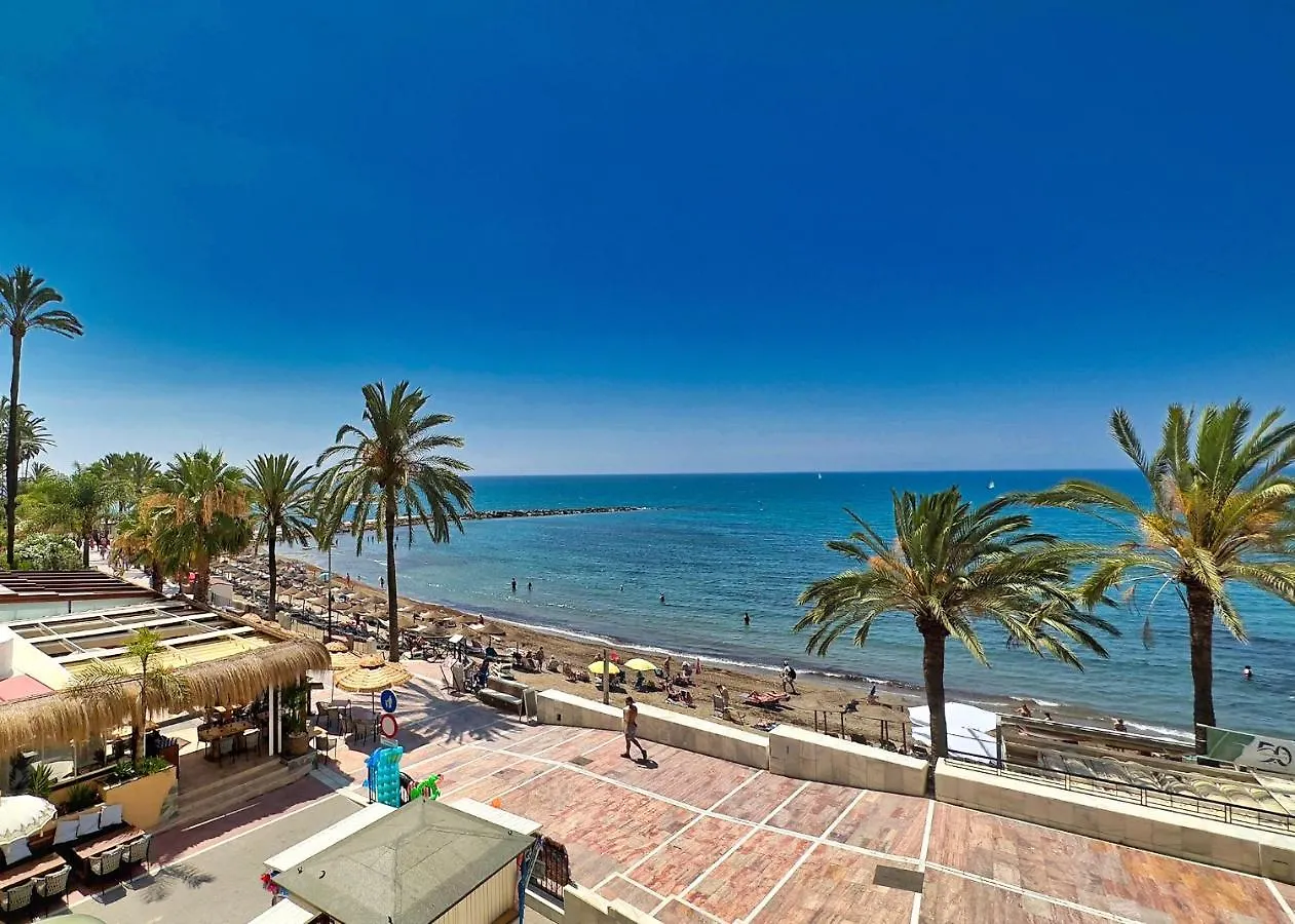 Ed. Larycorte 2D. Exclusive Sea Front Apartment In Marbella Center.
